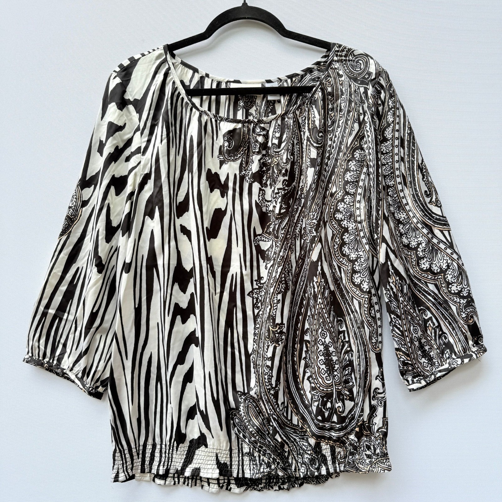 Chicos Women 2 Large Zebra Paisley Print 3/4 Sleeve Light Satin Artsy Blouse Top