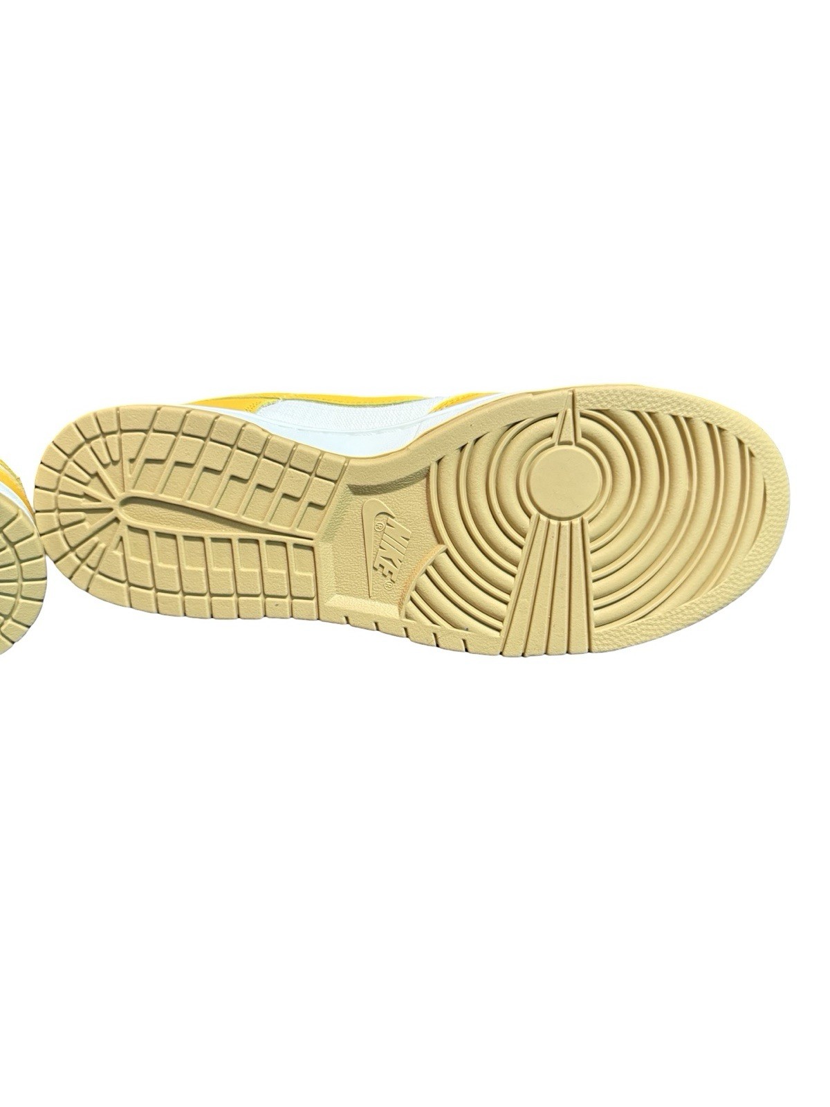 Nike – Dunk Low ‘University Gold Soft Yellow’ shoes – New W/Out Box – 10