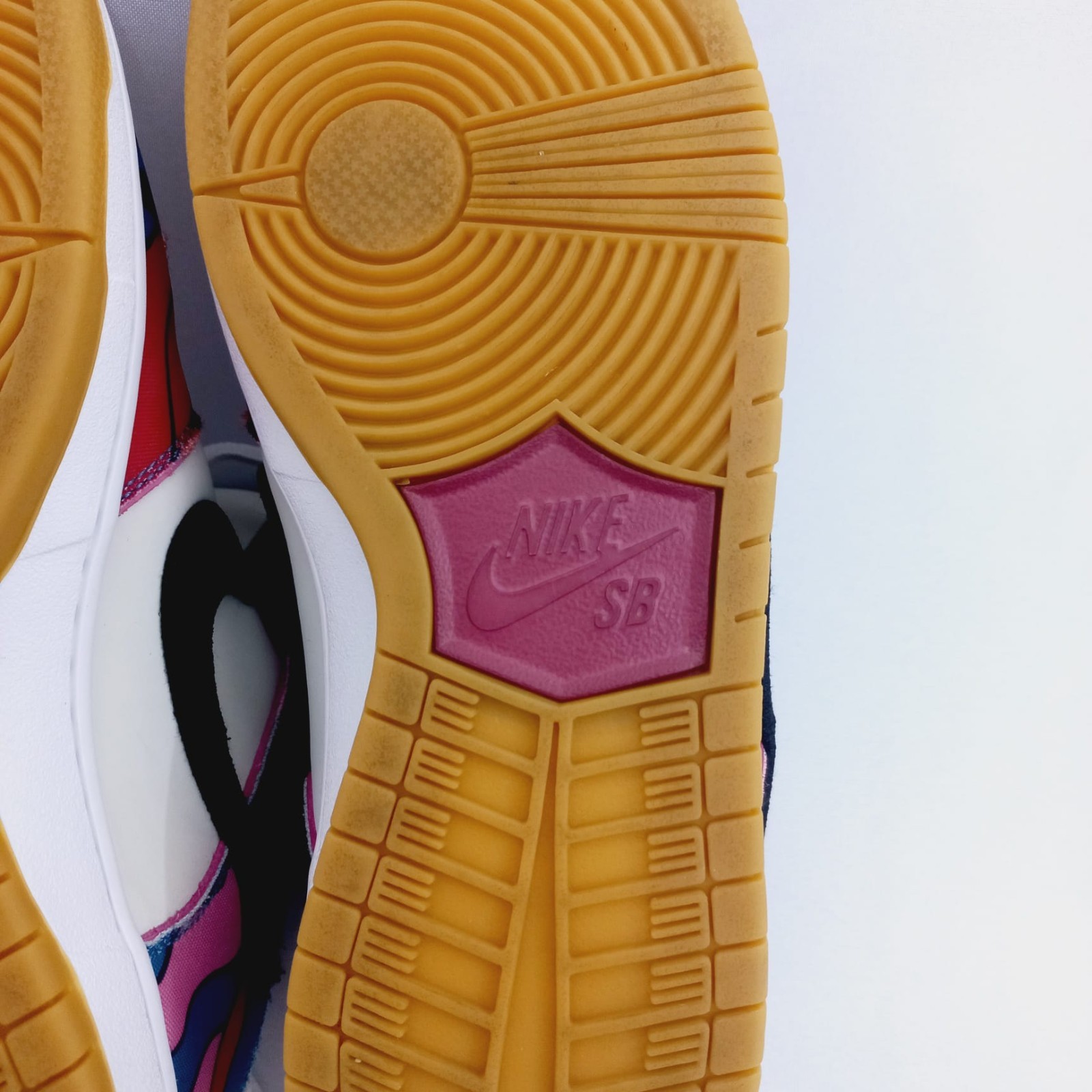 Nike SB Dunk Low Pro x Parra Abstract Art 2021 DH7695-600 Men’s Size US 10 Used