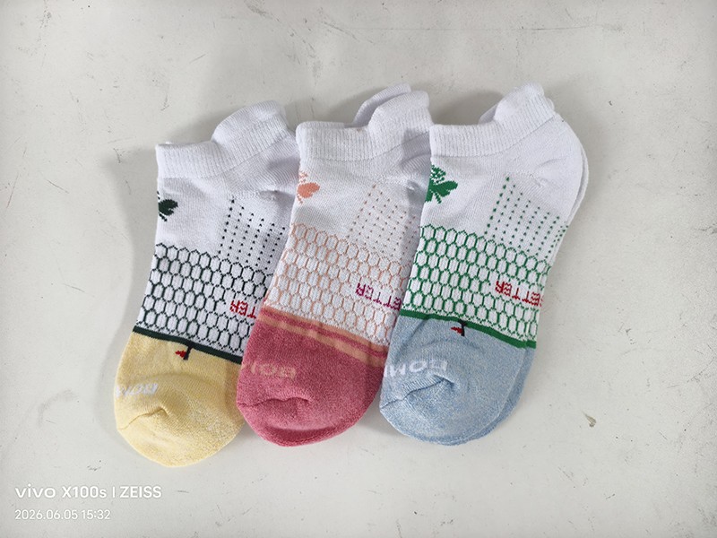 3 pairs/Set Bombas Women’s Solid Honeycomb Ankle socks – Size Medium 8-10.5 NEW
