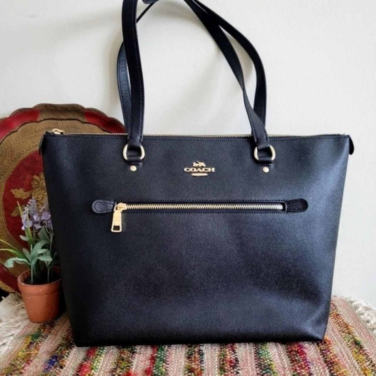 Coach Gallery Tote Shoulder Bag – Black