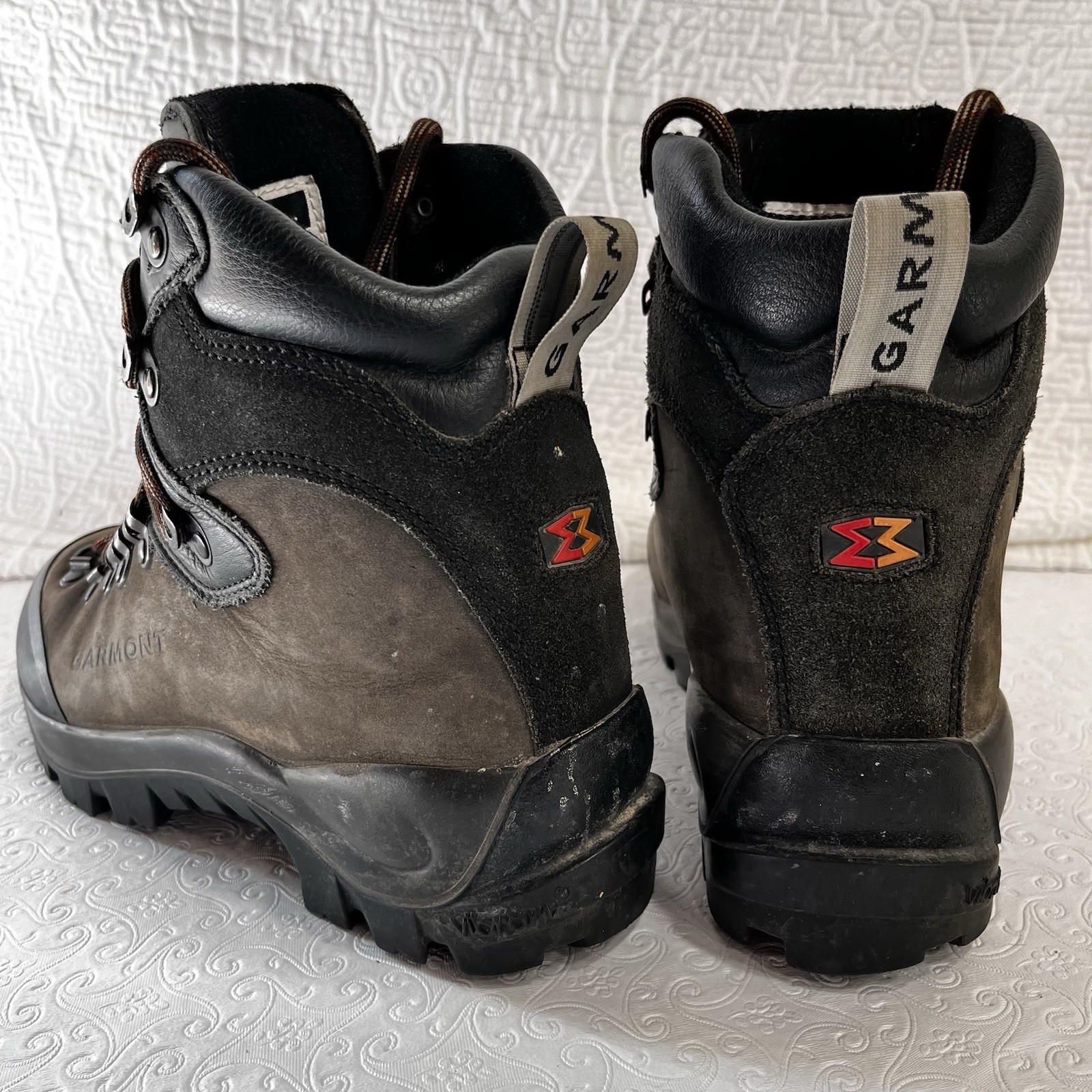 Garmont Dakota Hiking Backpacking Mountaineer Boots Men Size 7 Vintage Y2K Work