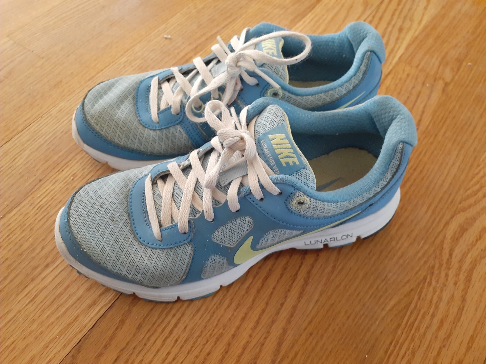 Nike Lunarlon 488 274 -400 Athletic Running Walking Shoes Size 5Y