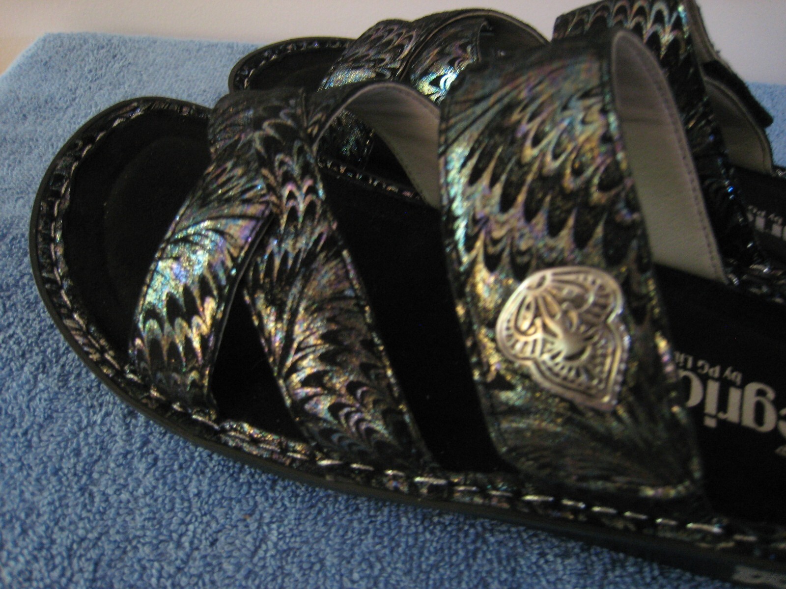 Alegria Victoriah Lustrous Slide Leather Sandals Black Multi Metallic 39M US 9