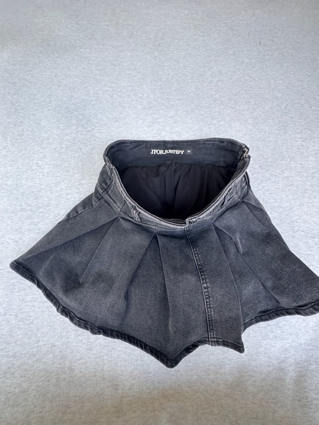 JFORJUSTIFY Black Denim Pleated Mini Skirt Skort