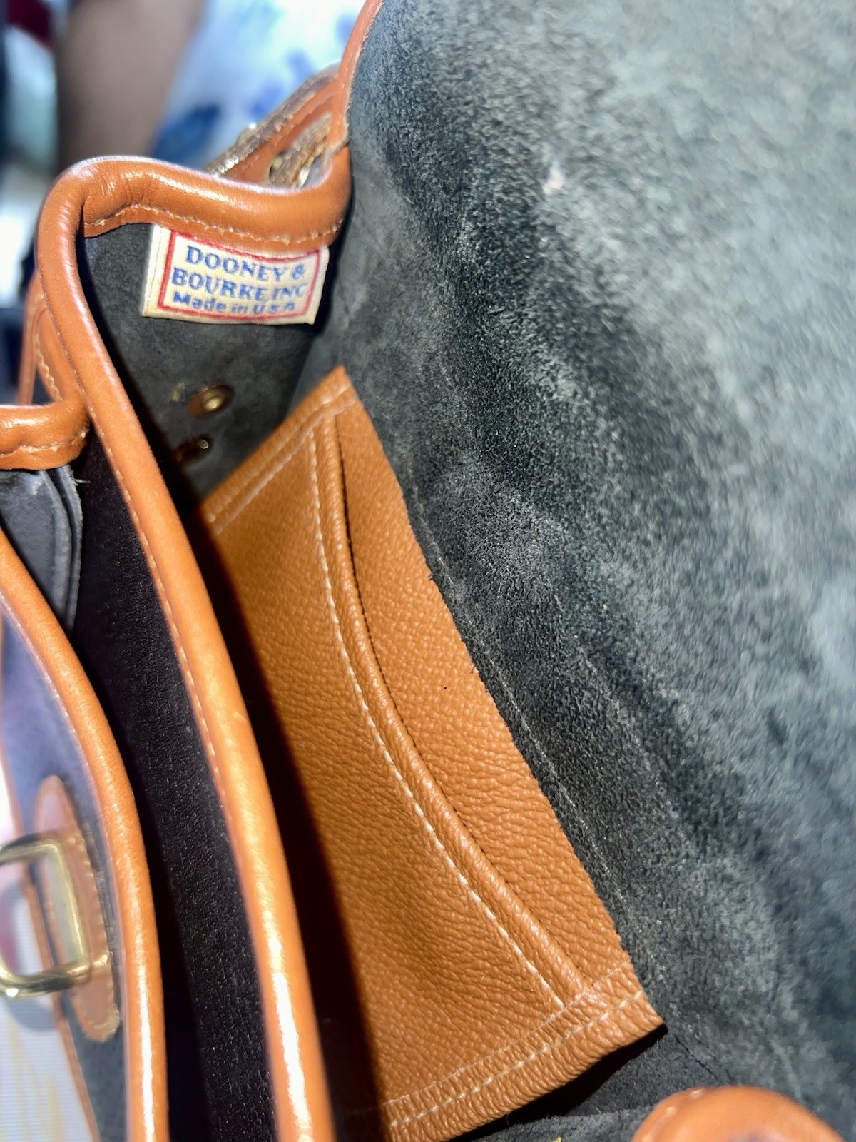 Vtg Dooney & Bourke All-Weather Leather Small Crossbody Marble Bag AWL