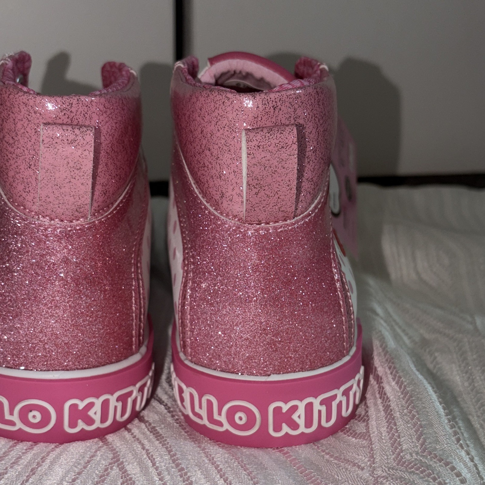 Hello Kitty Unisex Kids Size 4 Pink Glitter Polka Dot High Top Lace-Up
