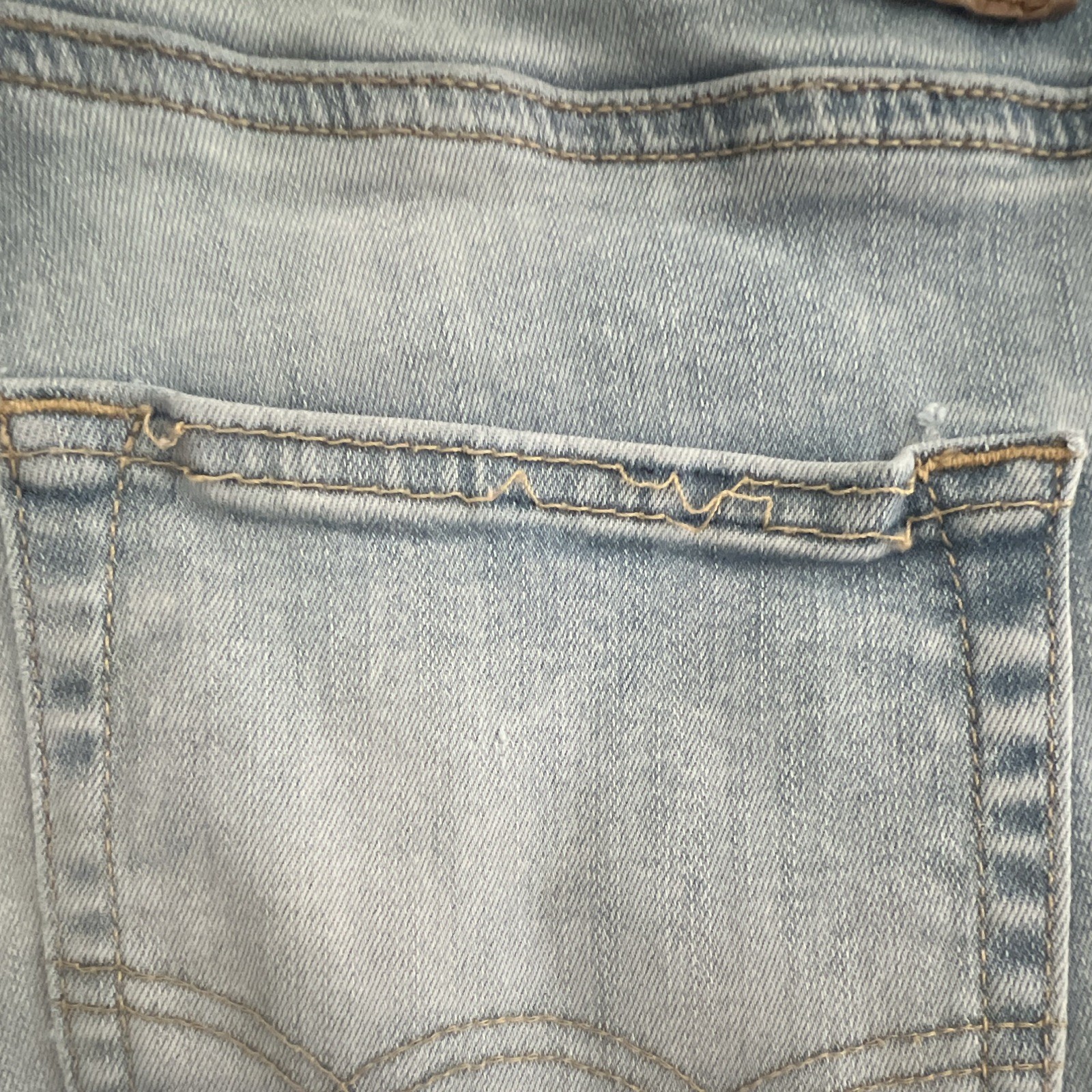 American Eagle Outfitters Next Level Flex Men’s Slim Straight Light Wash Jeans