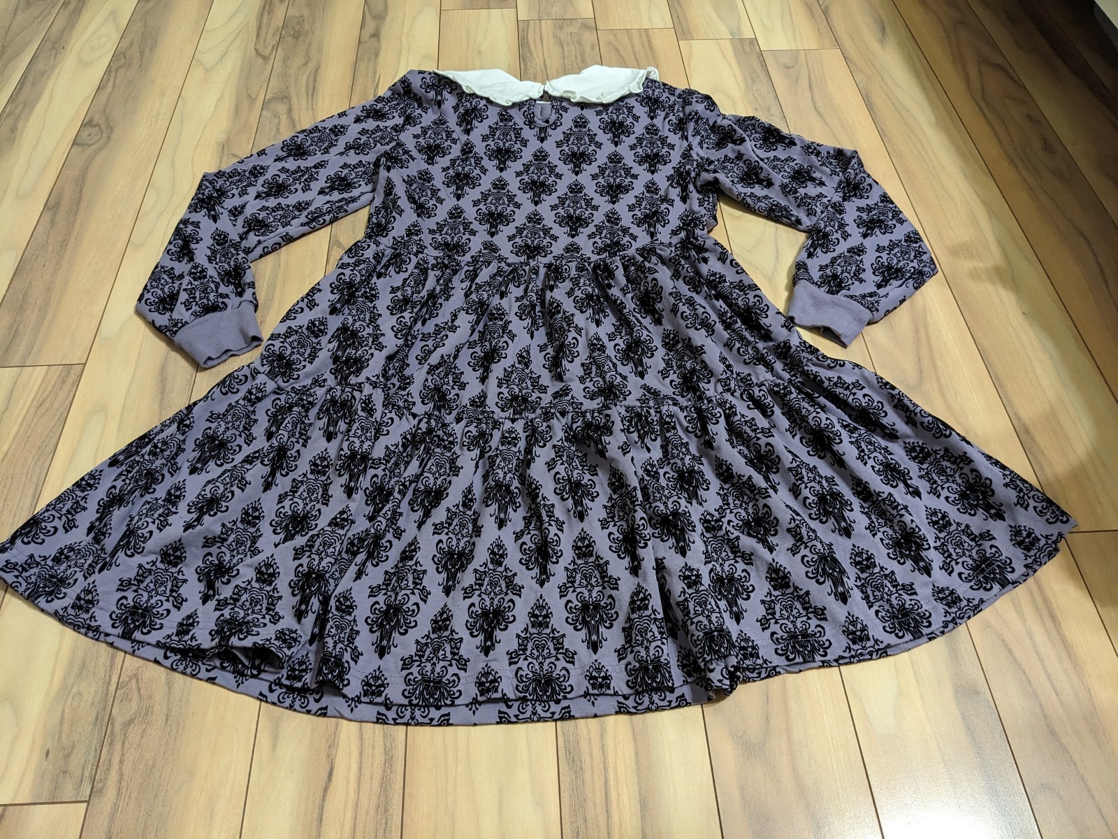 EUC! Disney Parks The Haunted Mansion Wallpaper Long Sleeve Collar Dress Size S