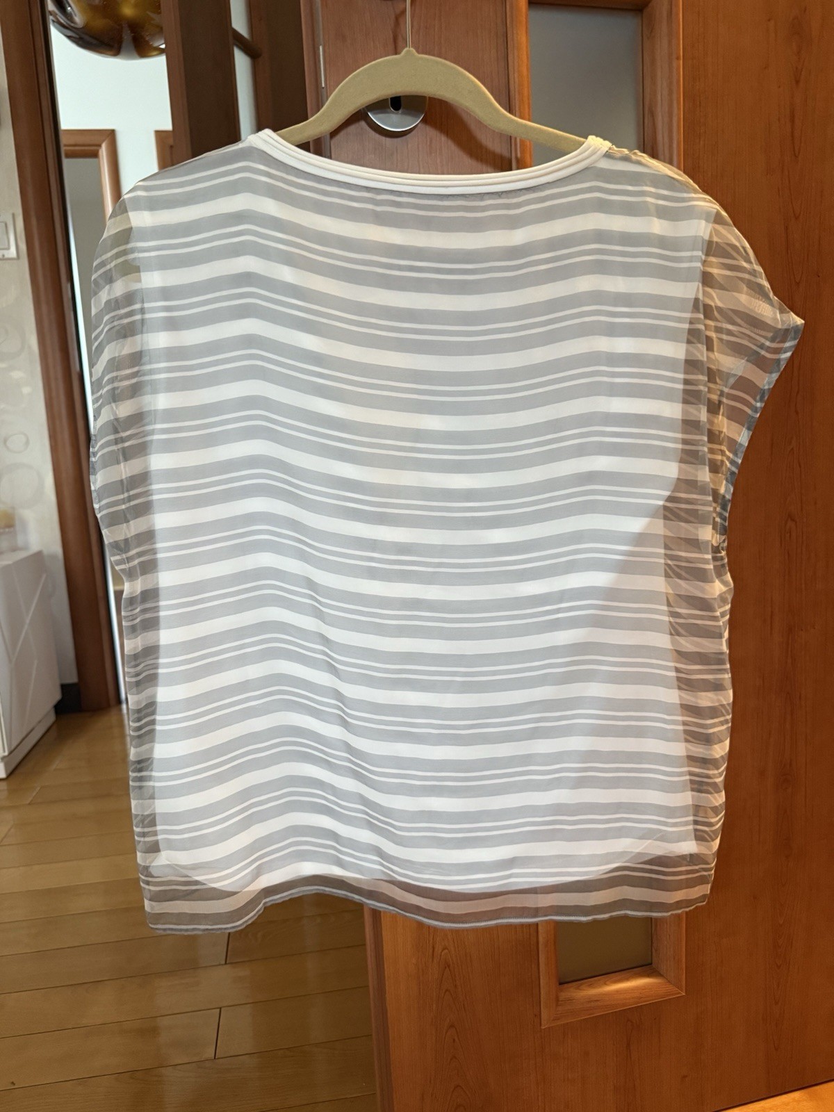 Peserico White Gray Stripe Sleeveless Top Blouse IT 46 Large