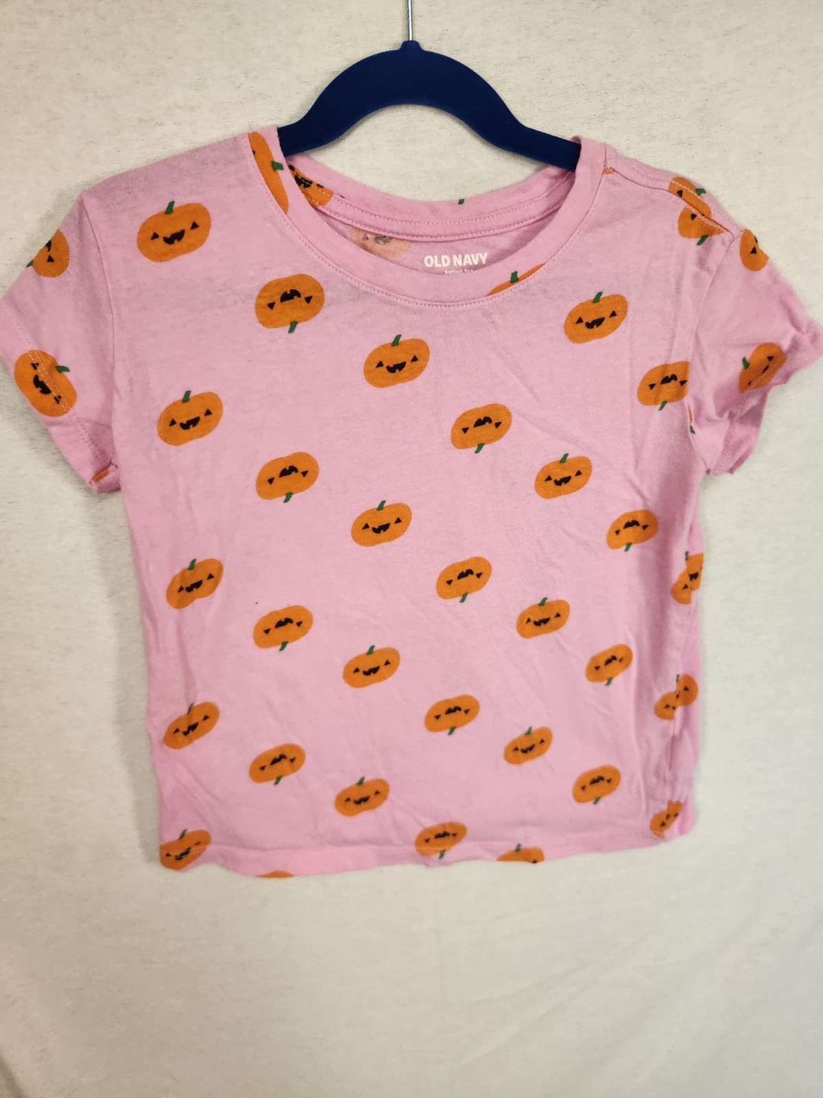 Old Navy Girls Pink Pumpkin Graphic Print Tagless Crew Neck T-Shirt Size S (6-7)