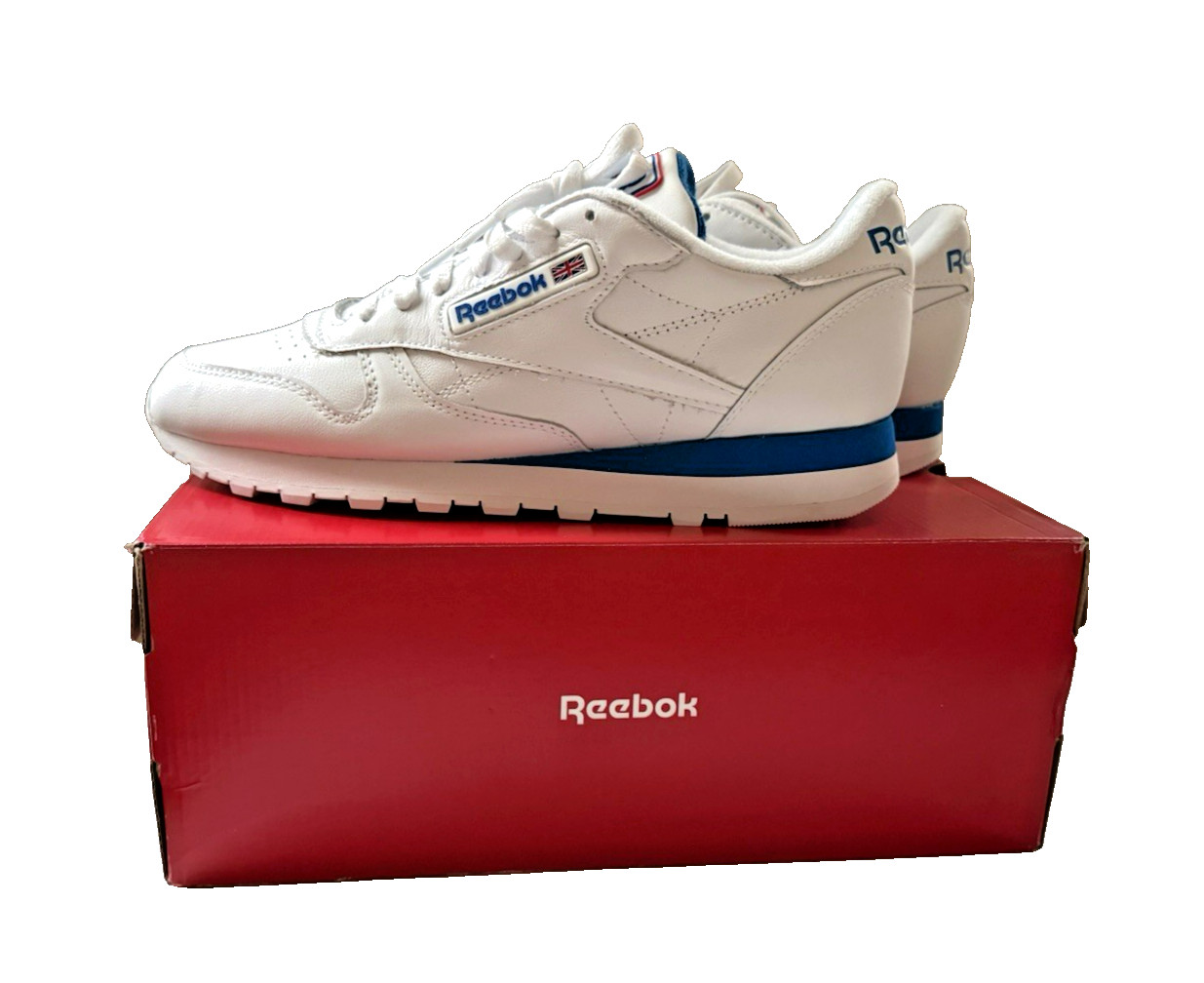 Reebok Classic Leather White Blue Men’s Running Shoes 230516 New in Box