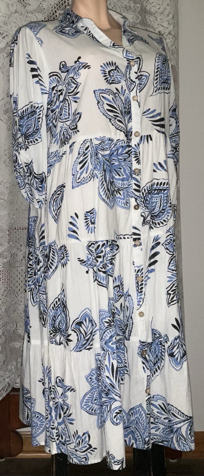 NWOT Mille Gabrielle Shirt Dress Sz M White/Blue Floral 100% Cotton Tiered Midi
