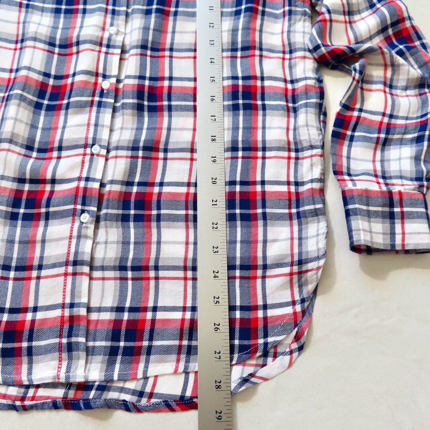 Supply & Demand Shirt Womens Medium Red Blue Plaid Button Up Long Sleeve Western