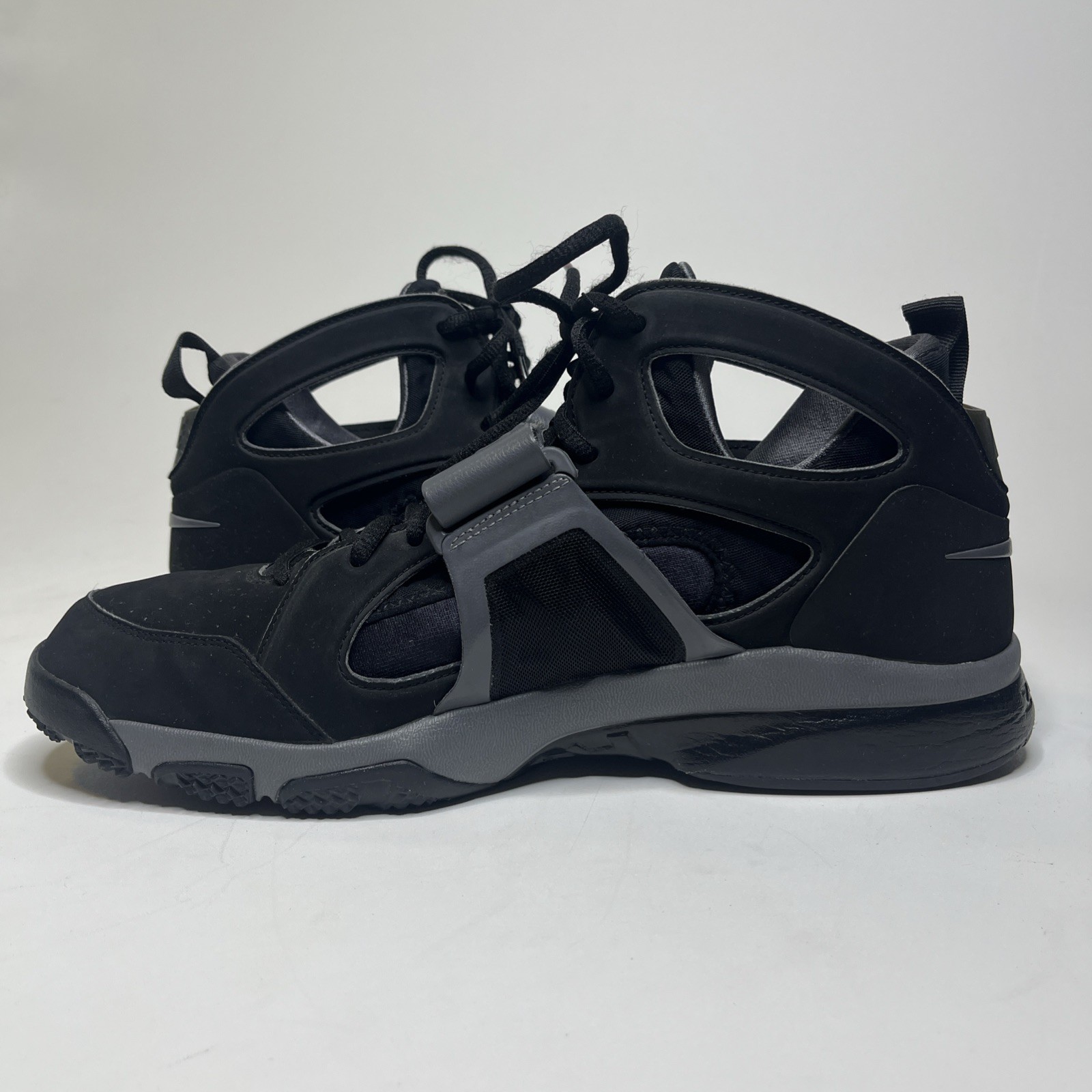 Nike Zoom Huarache TR Mid Men’s 15 Black Dark Gray Training Shoes Rare