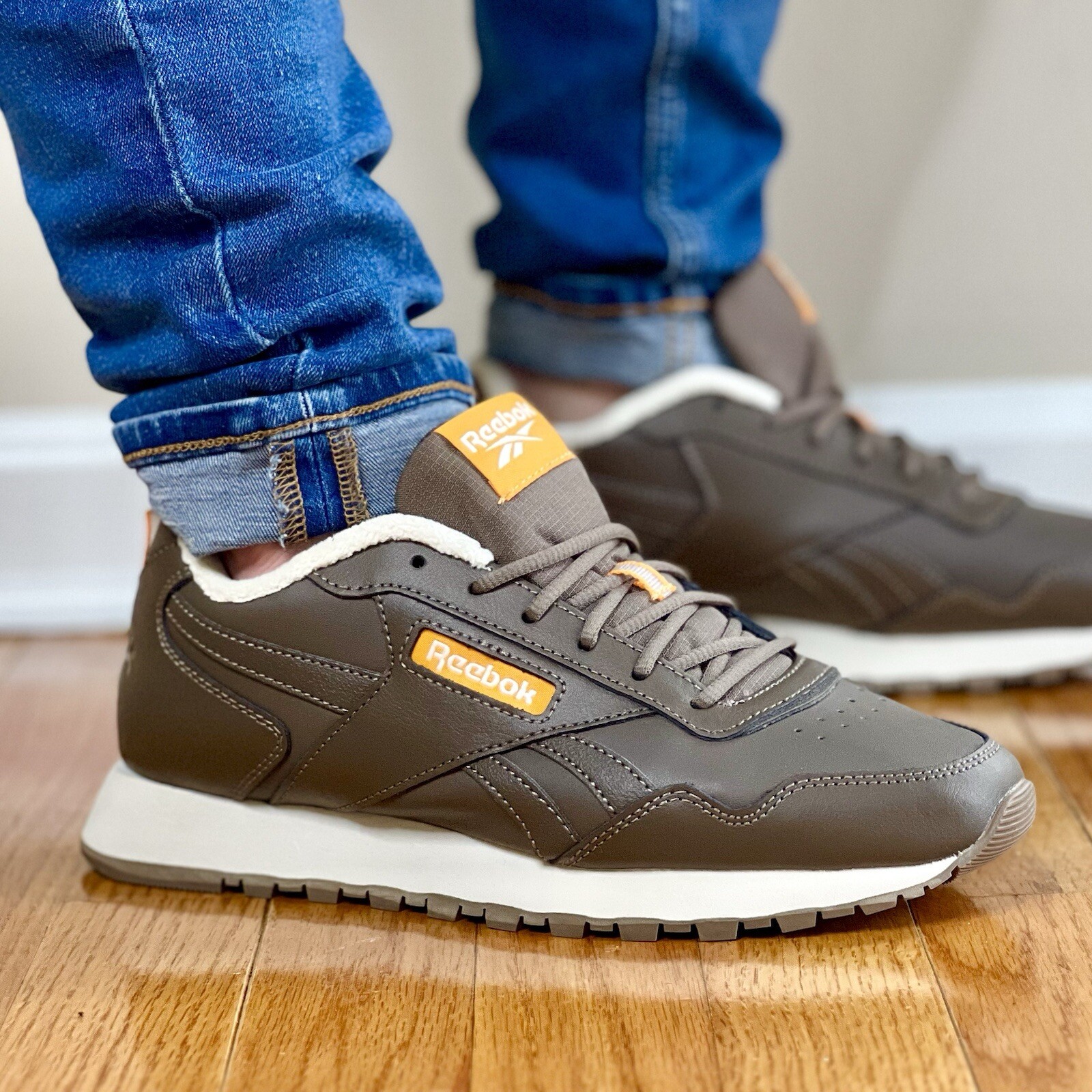 Reebok Classic Glide Men’s Running Shoe Brown Sneakers Athletic Trainers #902