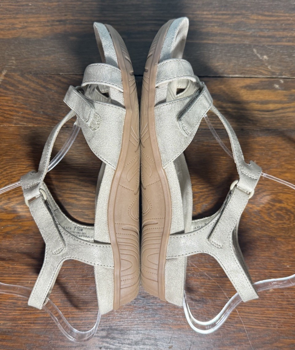 EUC Baretraps JAXEN Women’s TAUPE NUDE Comfort Sandals SZ 7.5
