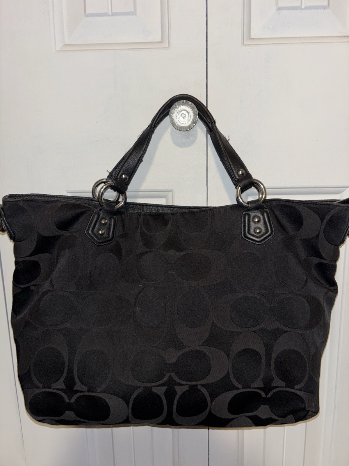 Coach Signature Logo Large Tote Zip Black/Gray, Buckle Pocket, Charm, Silver