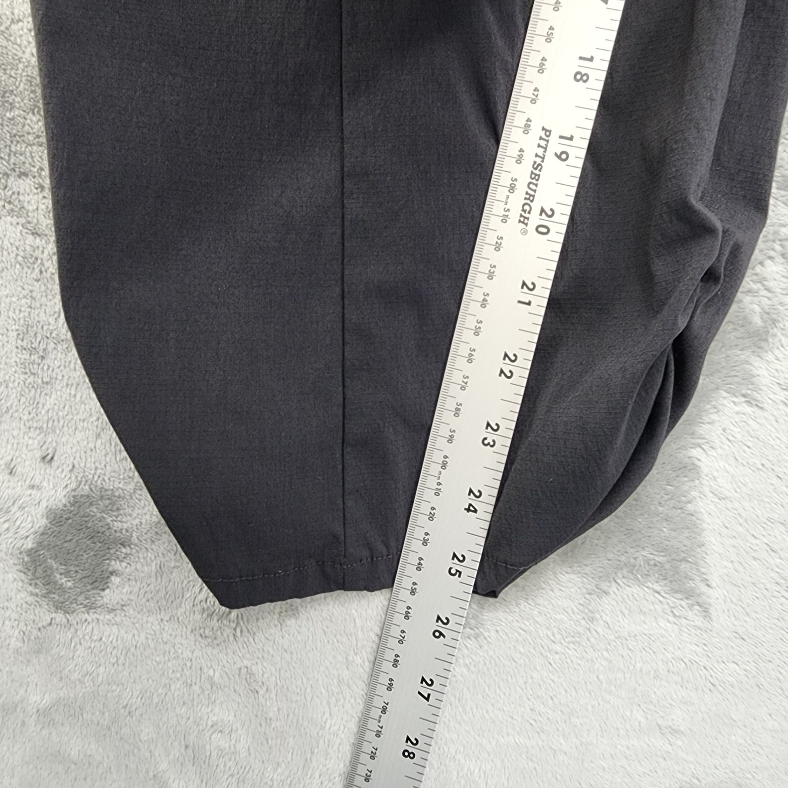 Torrid Pants Womens 5 5X/28 Black Happy Camper Crop Active Scrunch Hem Pockets