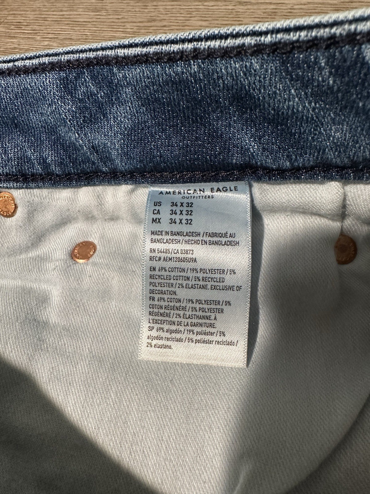 American Eagle Jeans Mens 34×32 Medium Blue Denim Slim Bootcut AirFlex Plus NWT