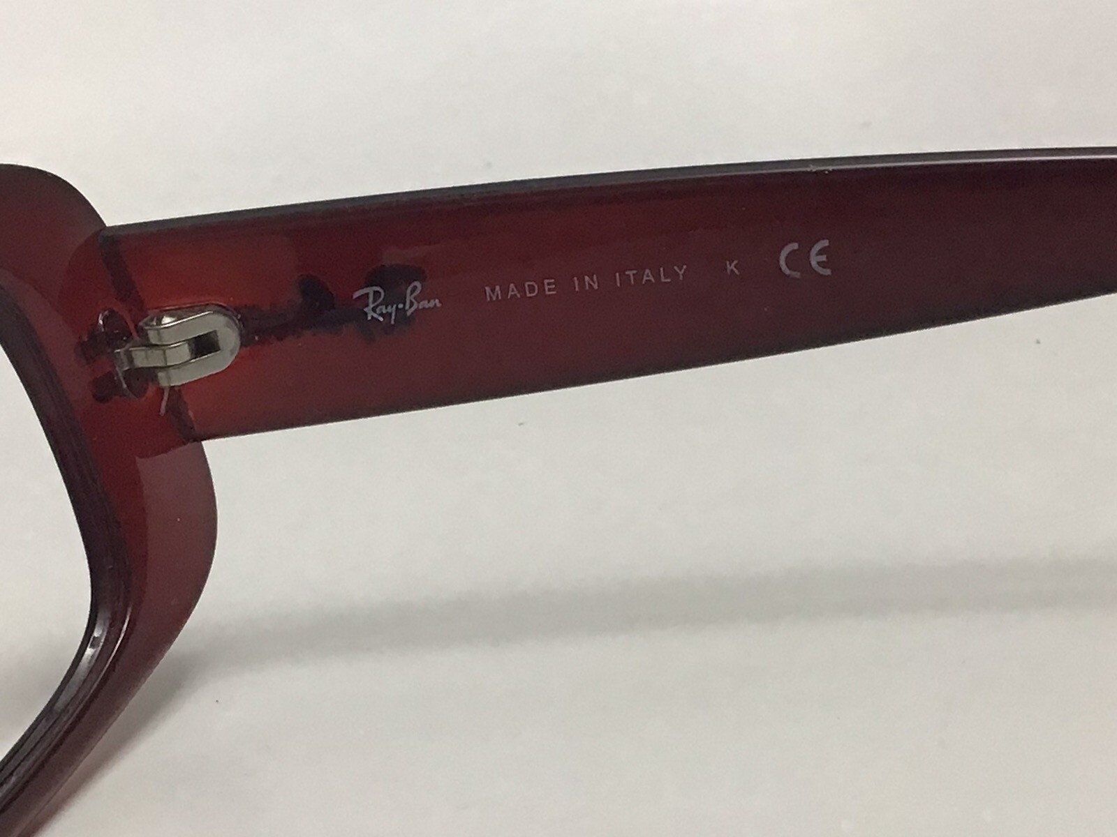 RAY BAN Ladies Sunglasses / Eye Glasses FRAME / Made In Italy￼ RB 4122