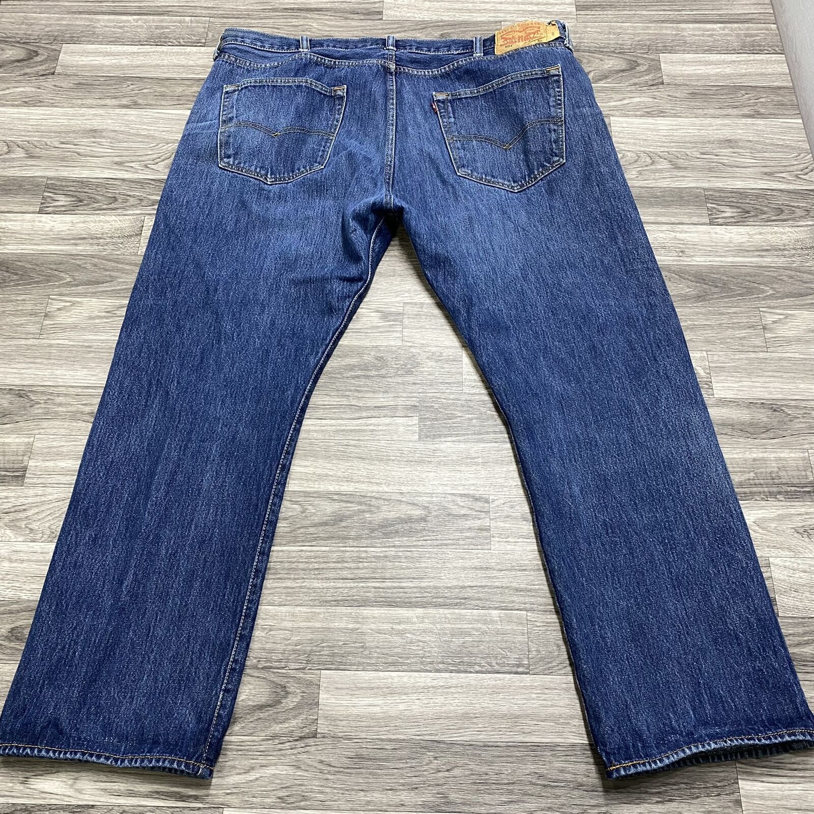 LEVI’S 501 Straight Leg Dark Wash Blue Denim Jeans Men’s Size W42 L30