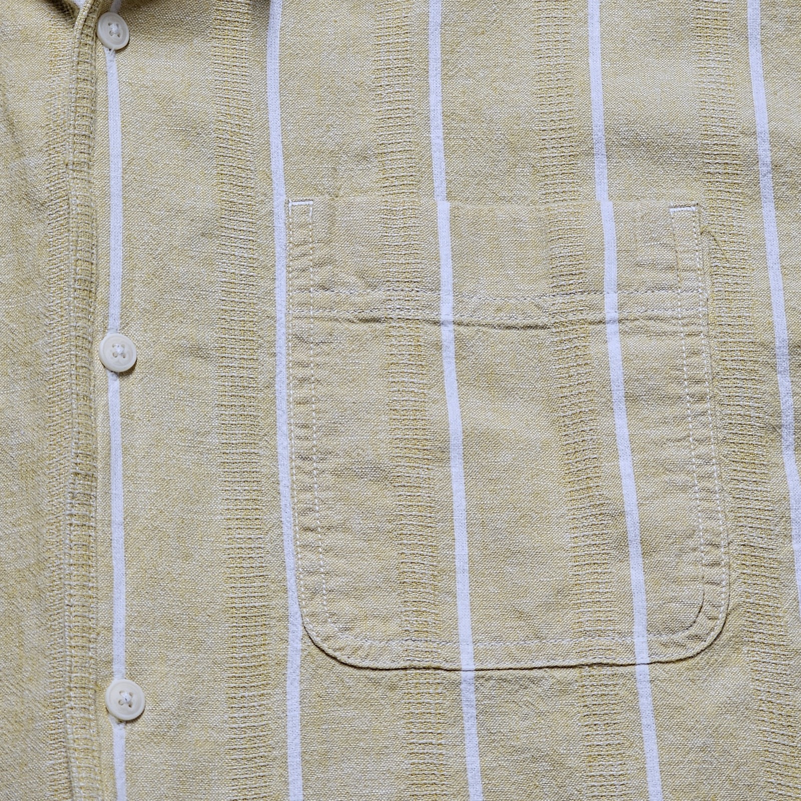 American Eagle Men’s Yellow/white Stripe Short Sleeve Button Up Shirt Sz M