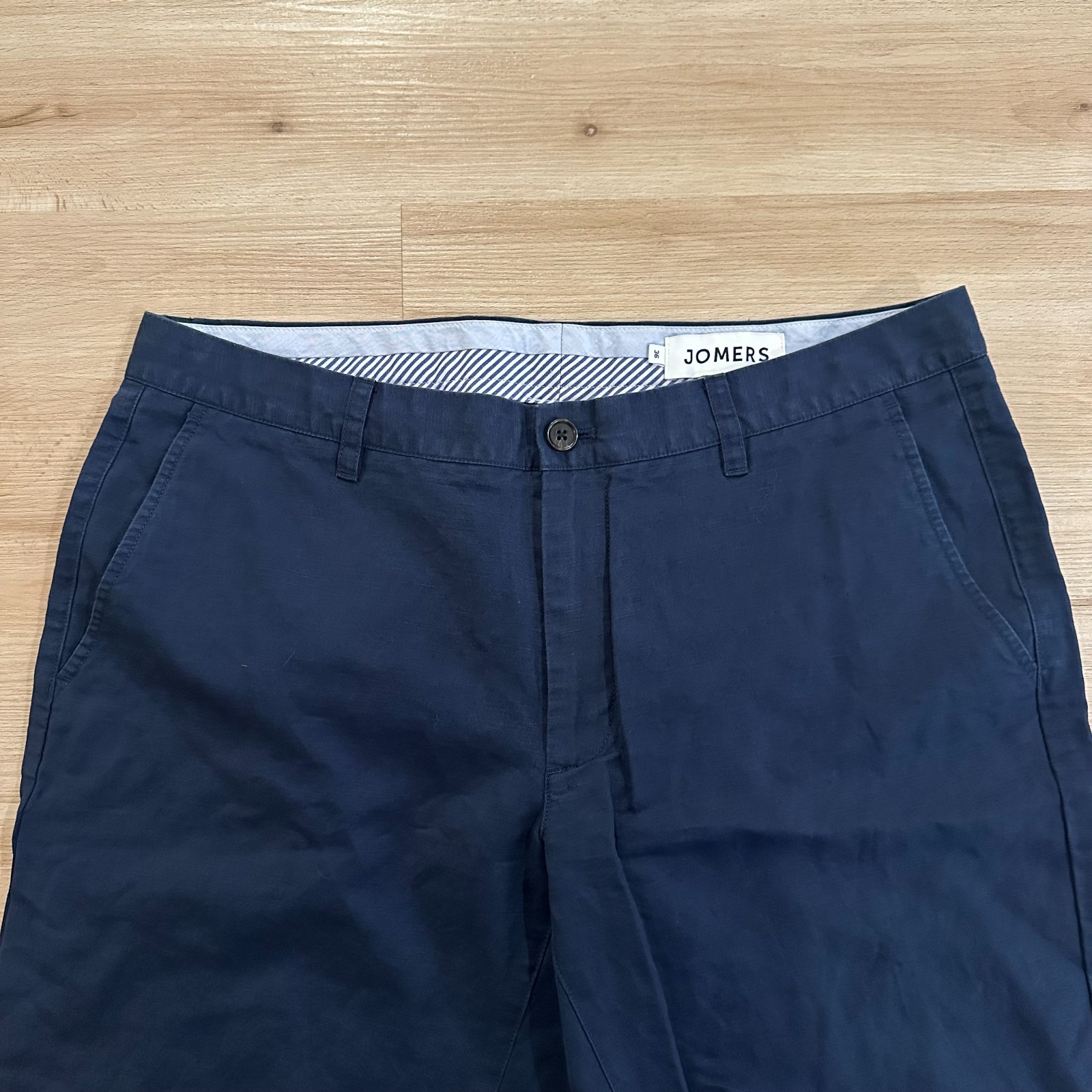 Jomers Van Wyck 10″ Navy Baird McNutt Linen Shorts, size 36, Navy