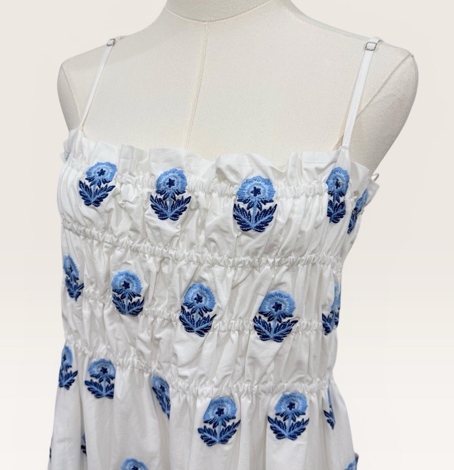 A Loves A Extra Large White Blue Floral Embroidered Smocked Minidress Cotton NWT