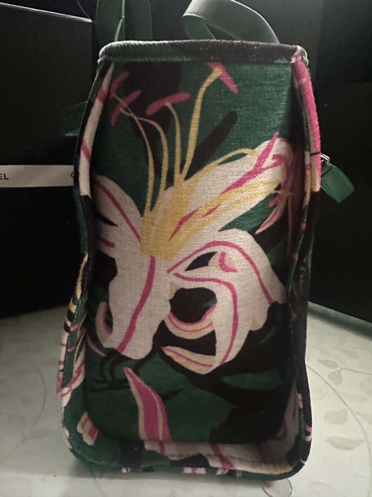 New 23A CHANEL LARGE Shopping Deauville Tote Pink Lilly Green Black + Pouch Bag