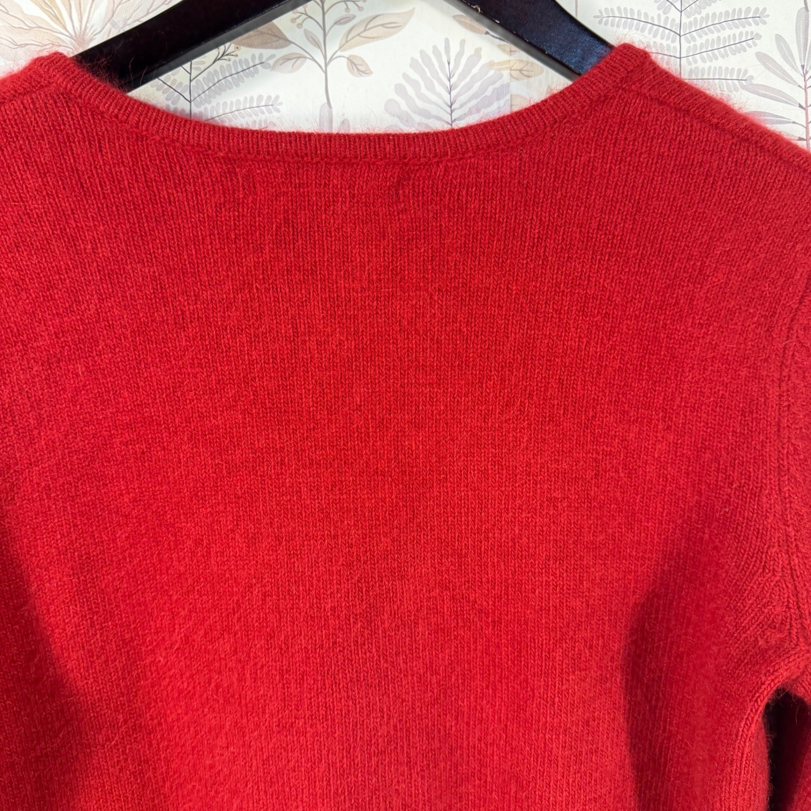 Sarah Spencer Red Angora Blend V-Neck Sweater Long Sleeve Women’s Small