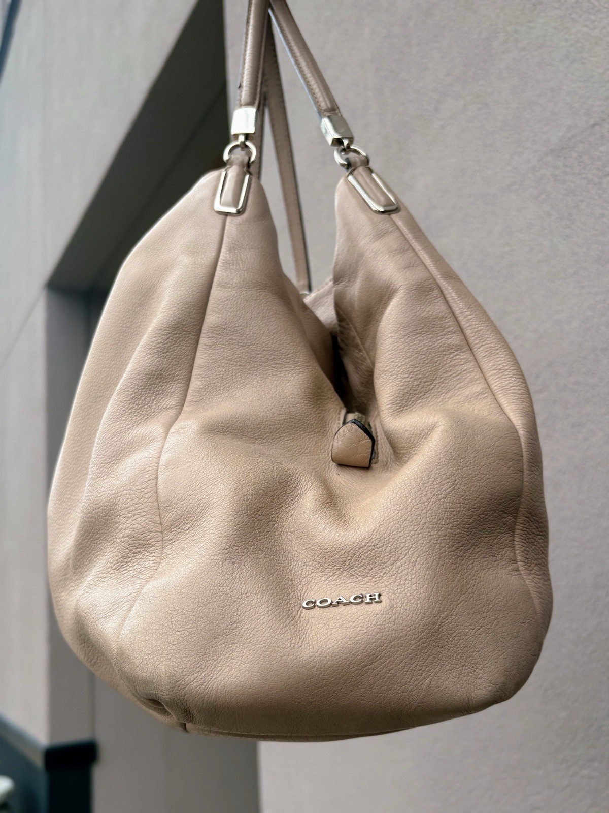 Vintage Coach Bag Madison Leather Phoebe Shoulder Bag Retail $358 + Dust Bag Y2K