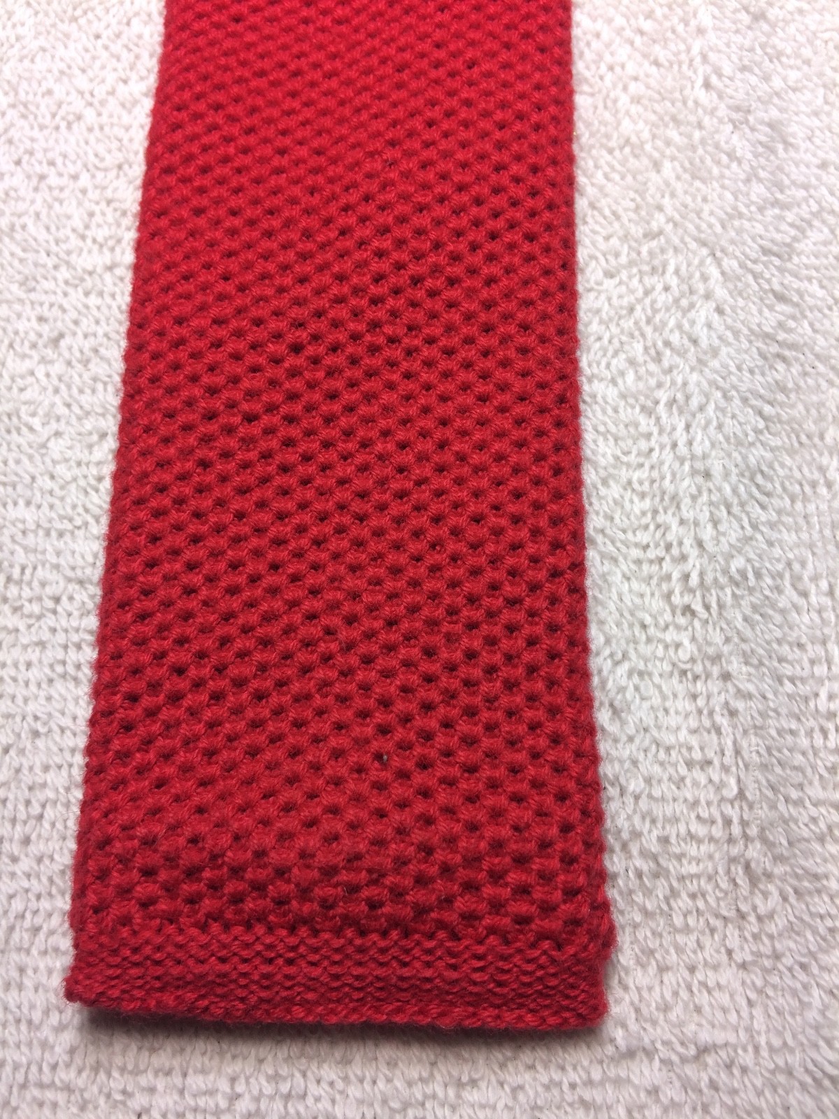BOSTON TRADERS BOYS TIE SOLID RED SQUARE END COTTON 2 X 53