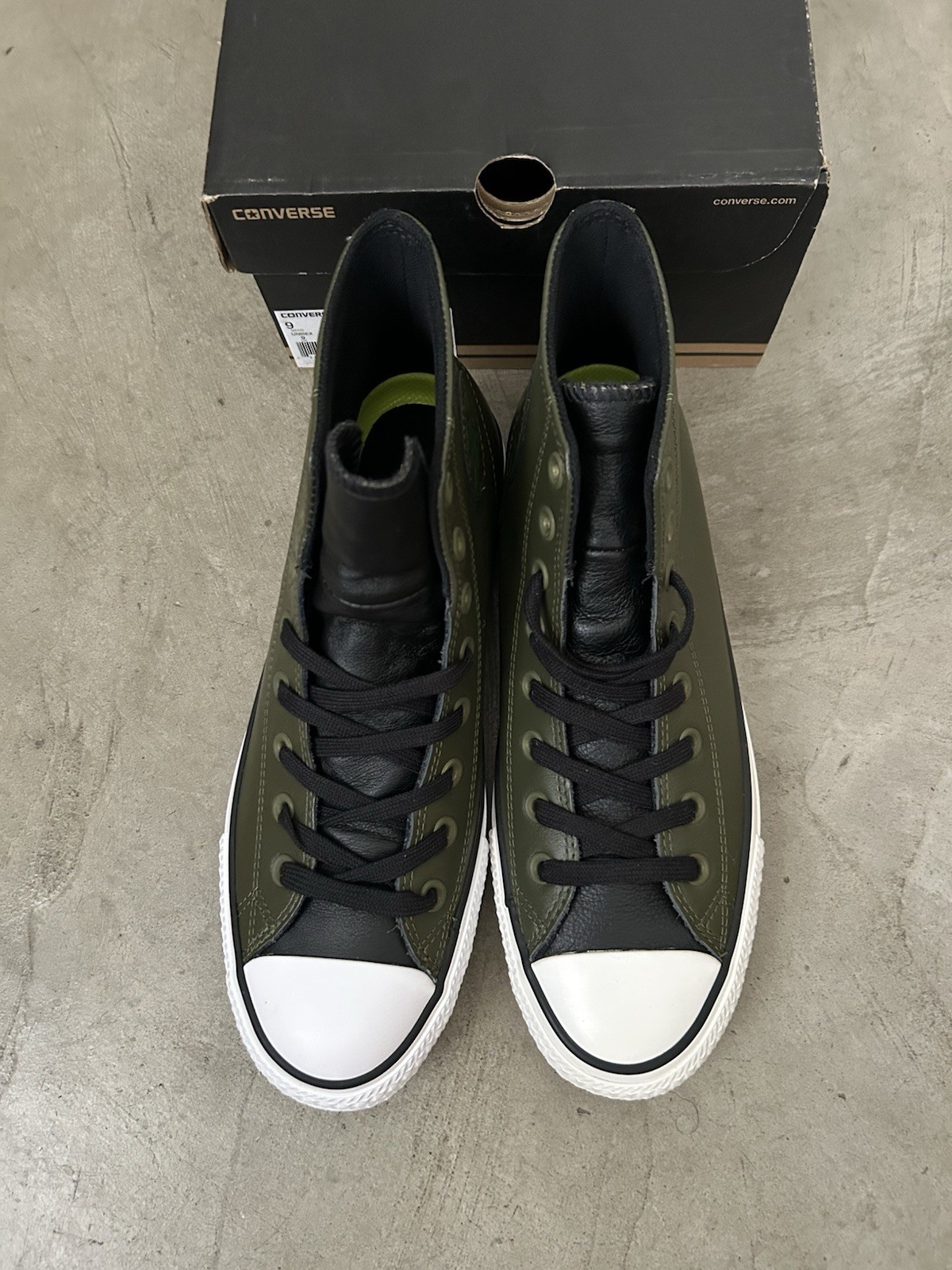 Men Size 9 Converse Chuck Taylor All Star Hi CTAS 2 Tone Leather Herbal / Black