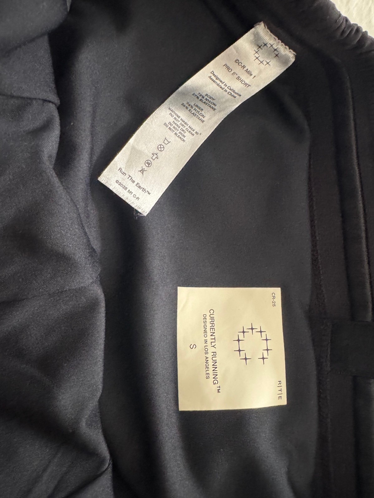 Mens Currently Running M2 Pro 5” Lined Short – Black – Small. Worn 2x only!