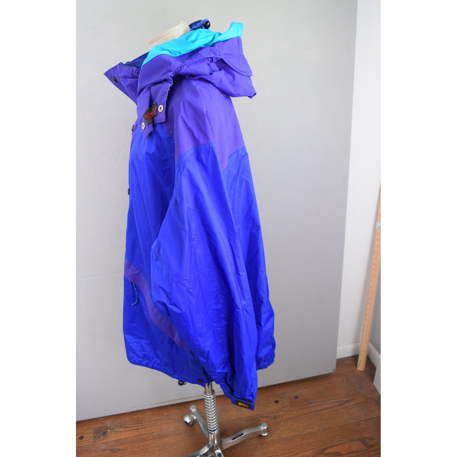 REI Gore-Tex Mountain Parka Jacket Large Blue Purple Vtg 90s Men Waterproof READ