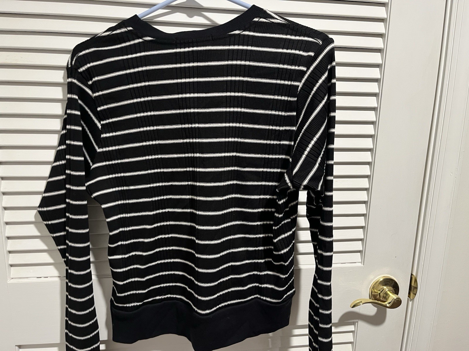 PERFECT WHITE TEE NWT Black White Ribbed Long Sleeve Sweater Sweatshirt Medium