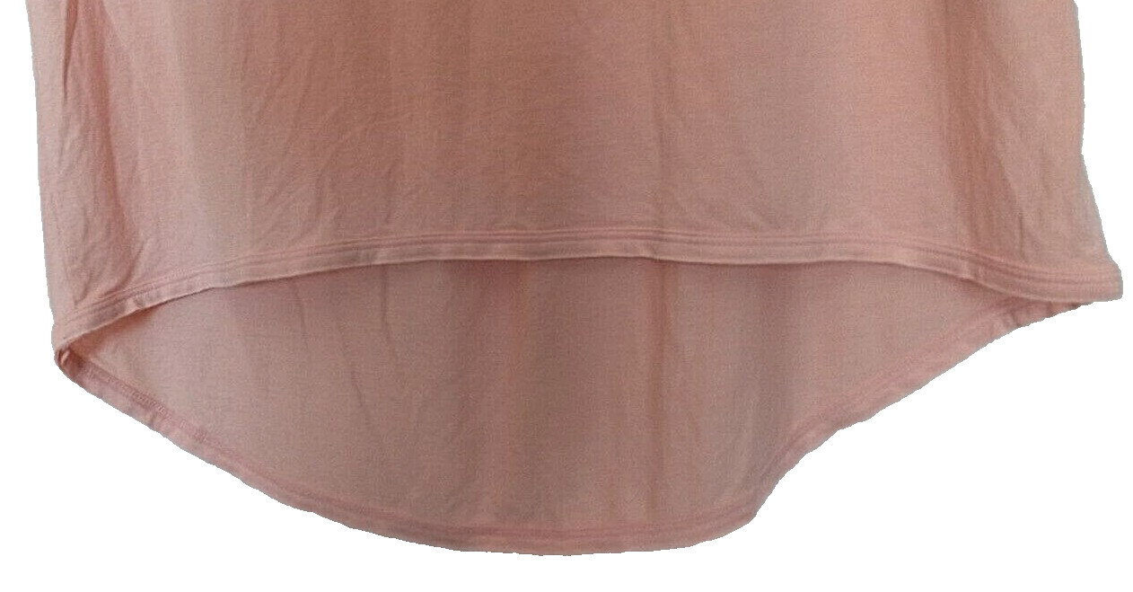 Tahari 95% viscose, 5% spandex solid “Peach Fizz” T-Shirt Size Large