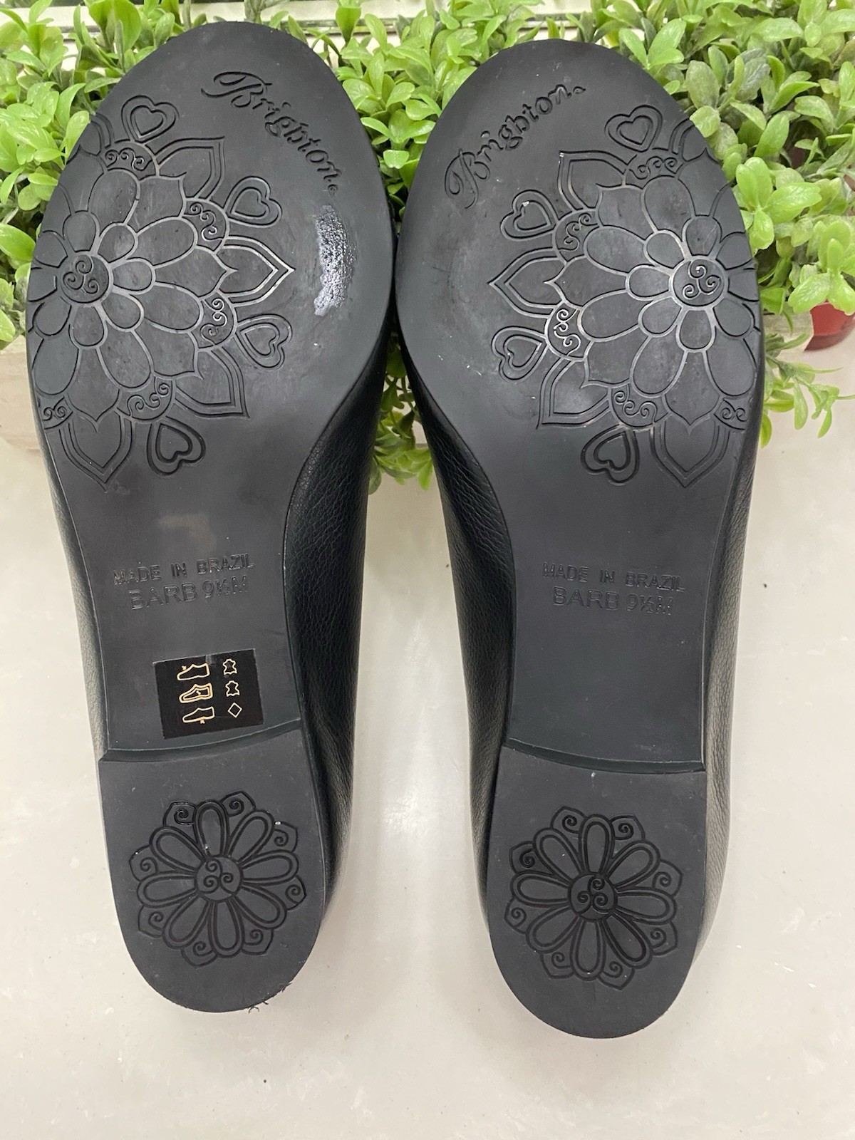 Brighton Black Leather Woven Medallion Slip-On Flats Women’s Size 9.5