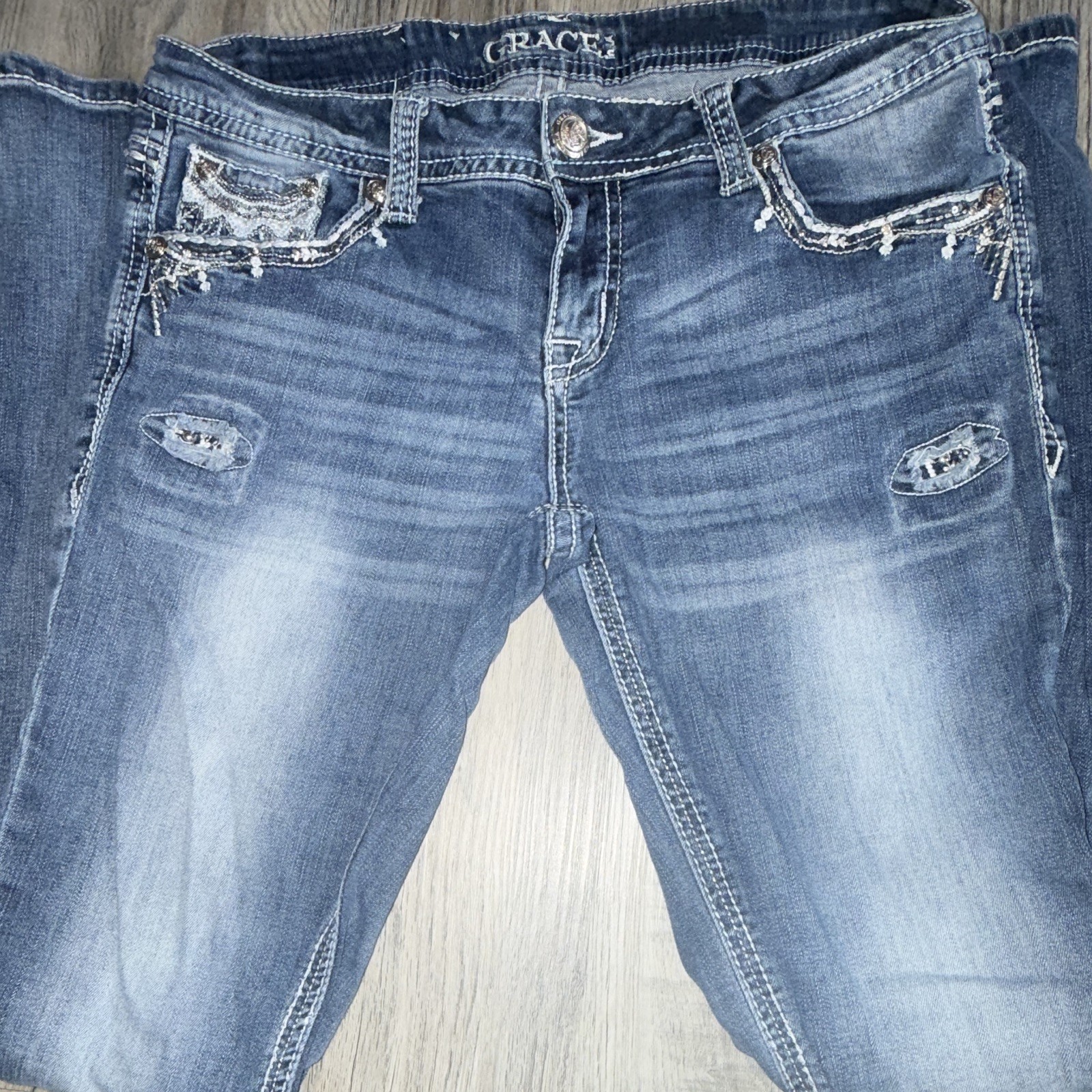 Grace Women’s Medium Wash Blue Skinny Jeans Embroidered Rhinestone 5-Pocket