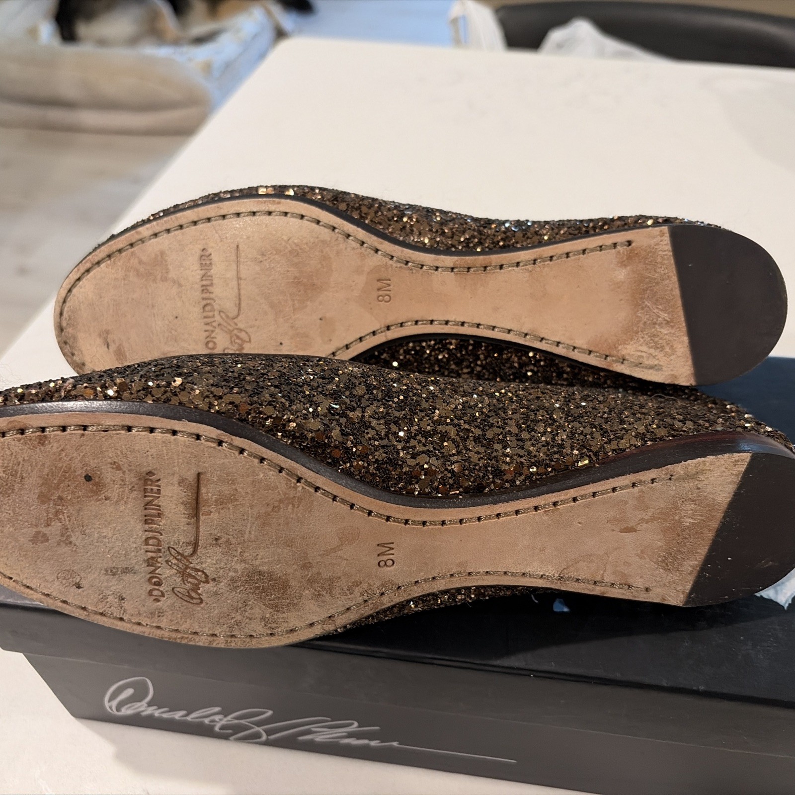 Donald Pliner Women’s Denny Loafer Style Slip-On Shoes Sz 10 Bronze Sparkle