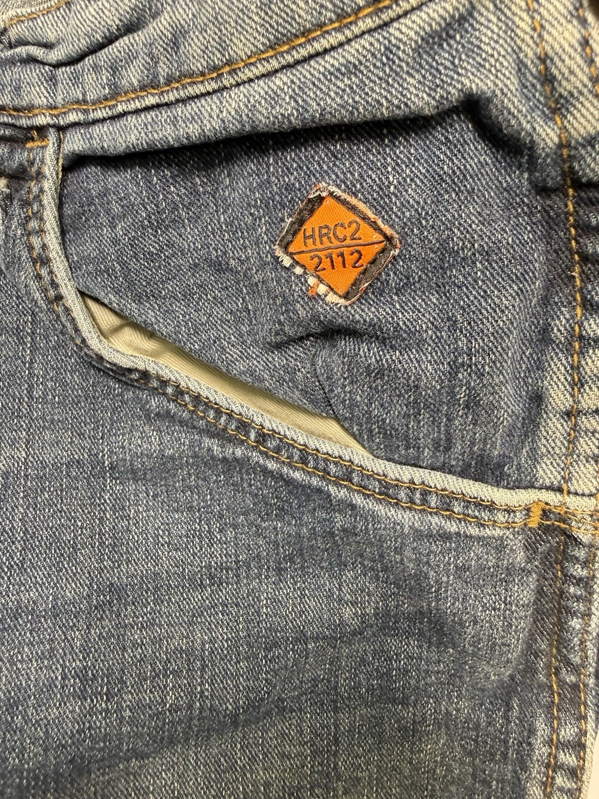 Wrangler Advanced Comfort FR Jeans Men’s Size 38×30 FRAC47D Denim Blue HRC2 2112