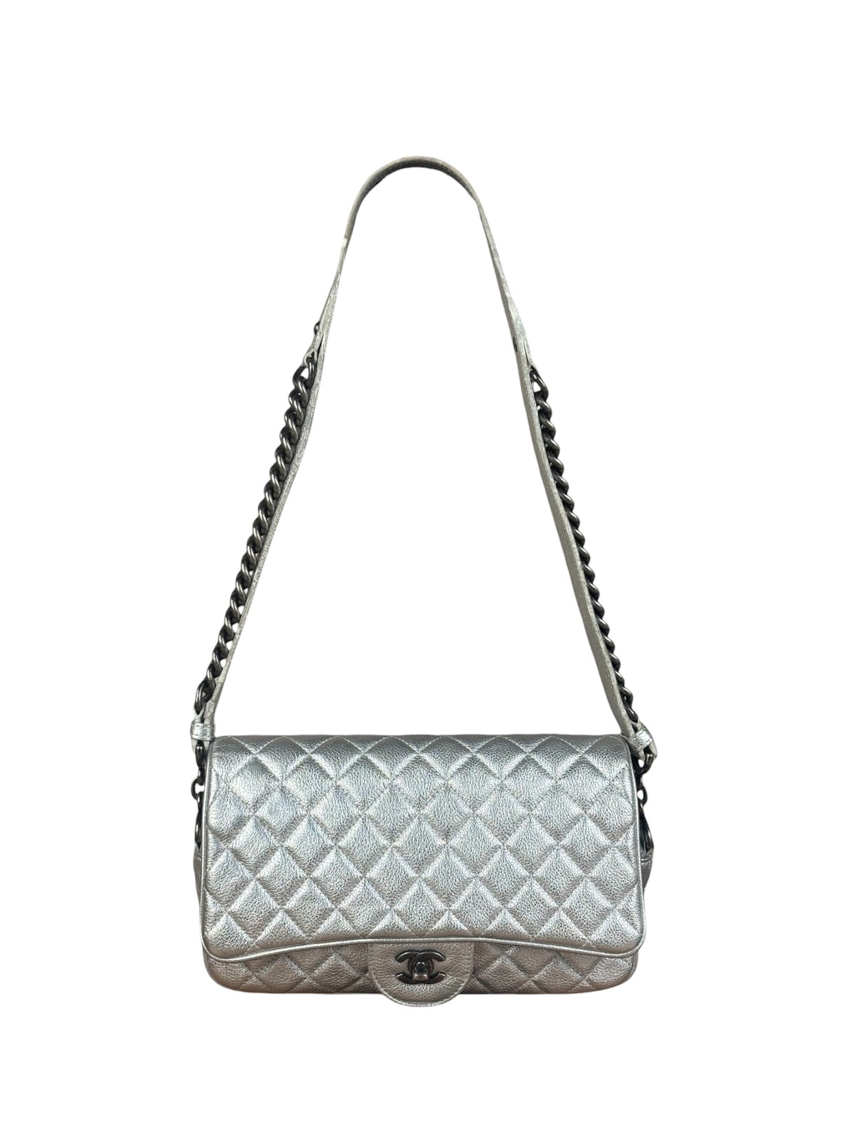 Size S – Chanel CC Silver Metallic Quilted Flap Shoulder Bag 2017 – Pre-Owned