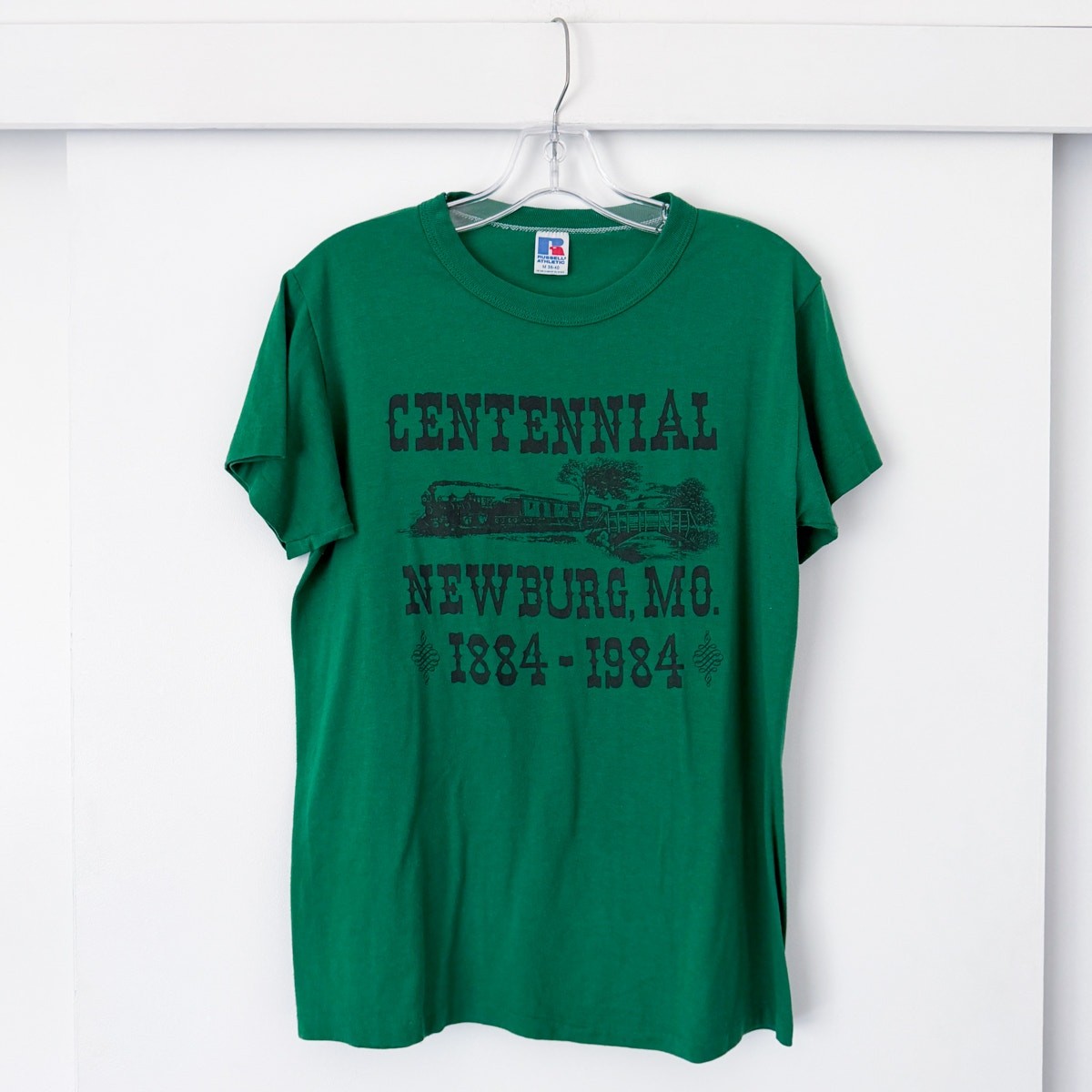 Vintage 84 Russell Athletic Newburg MO Centennial T Shirt Green Train Size M USA