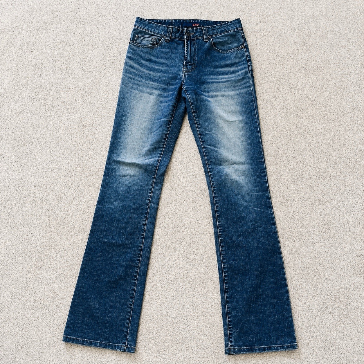 T.B2 Korean Brand Mid-Rise Indigo Faded Bootcut Jeans Size 26