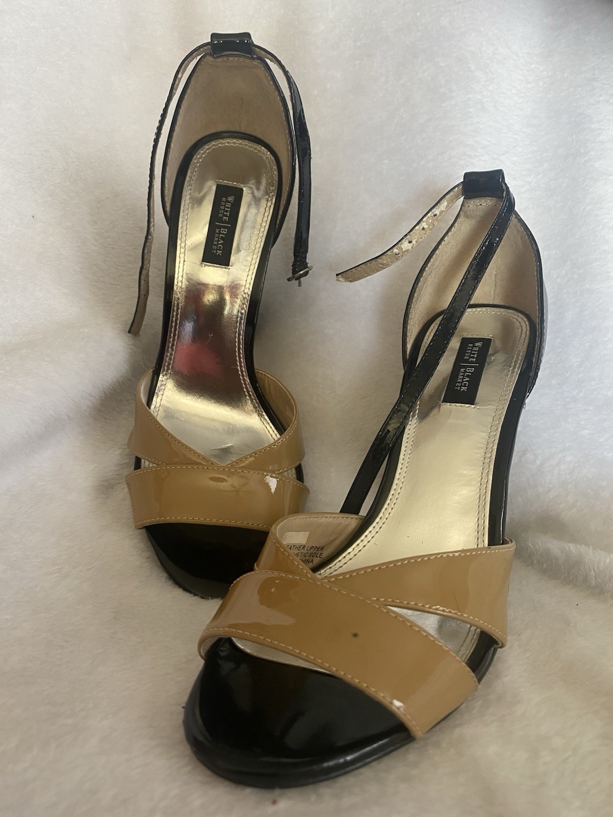 WHITE HOUSE BLACK MARKET Black/Beige Ankle Strap Block Heels Women’s 8 1/2M