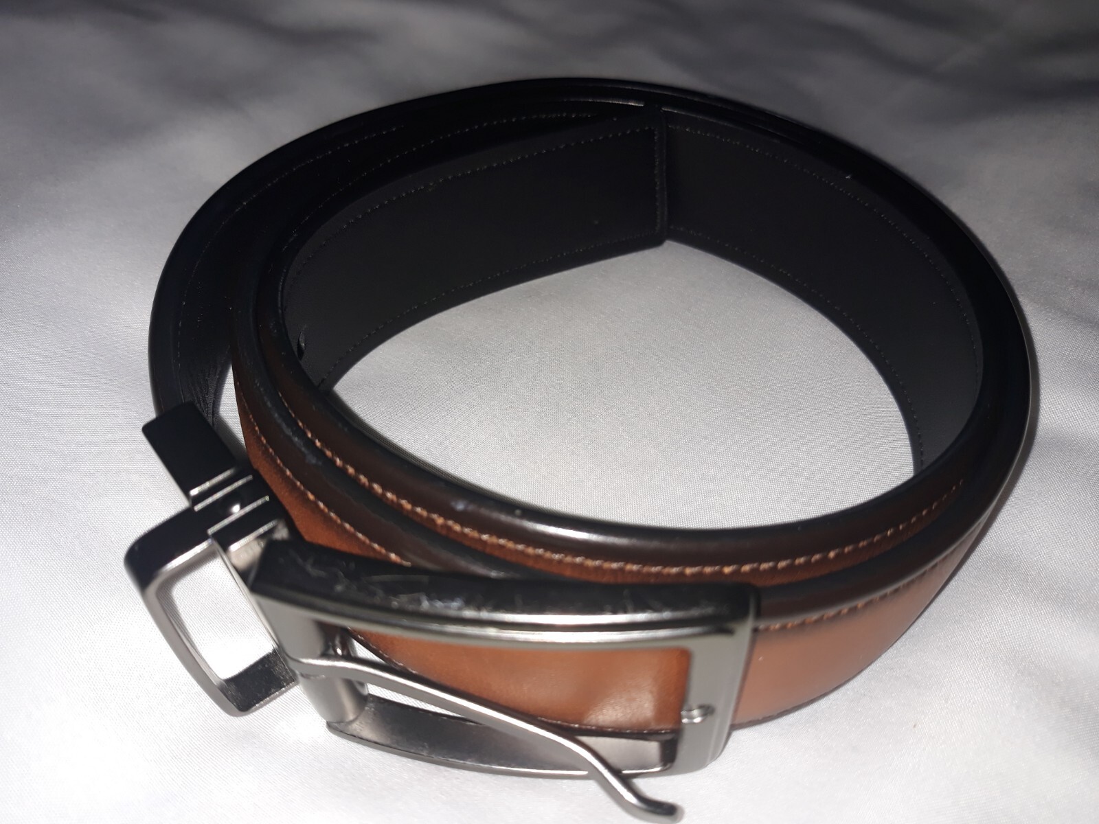 SUNYA Mens BeltsLeather 1.3″ Two-in-One ReversibleMens Dress Belt Classic Design