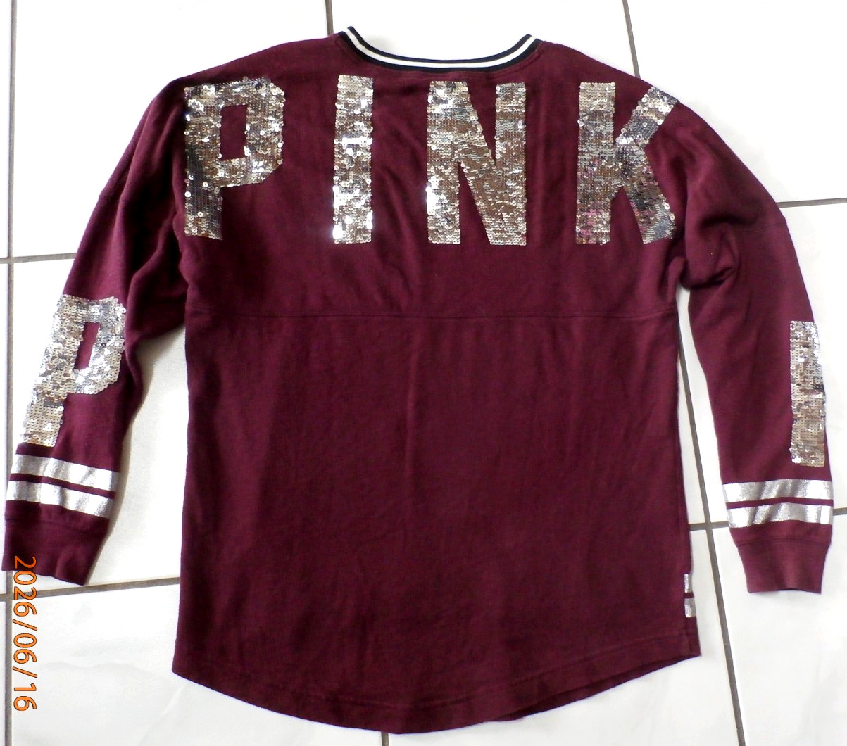 Victoria’s Secret Pink Bling Sequin Varsity Crew Sweatshirt Top Small logo i323