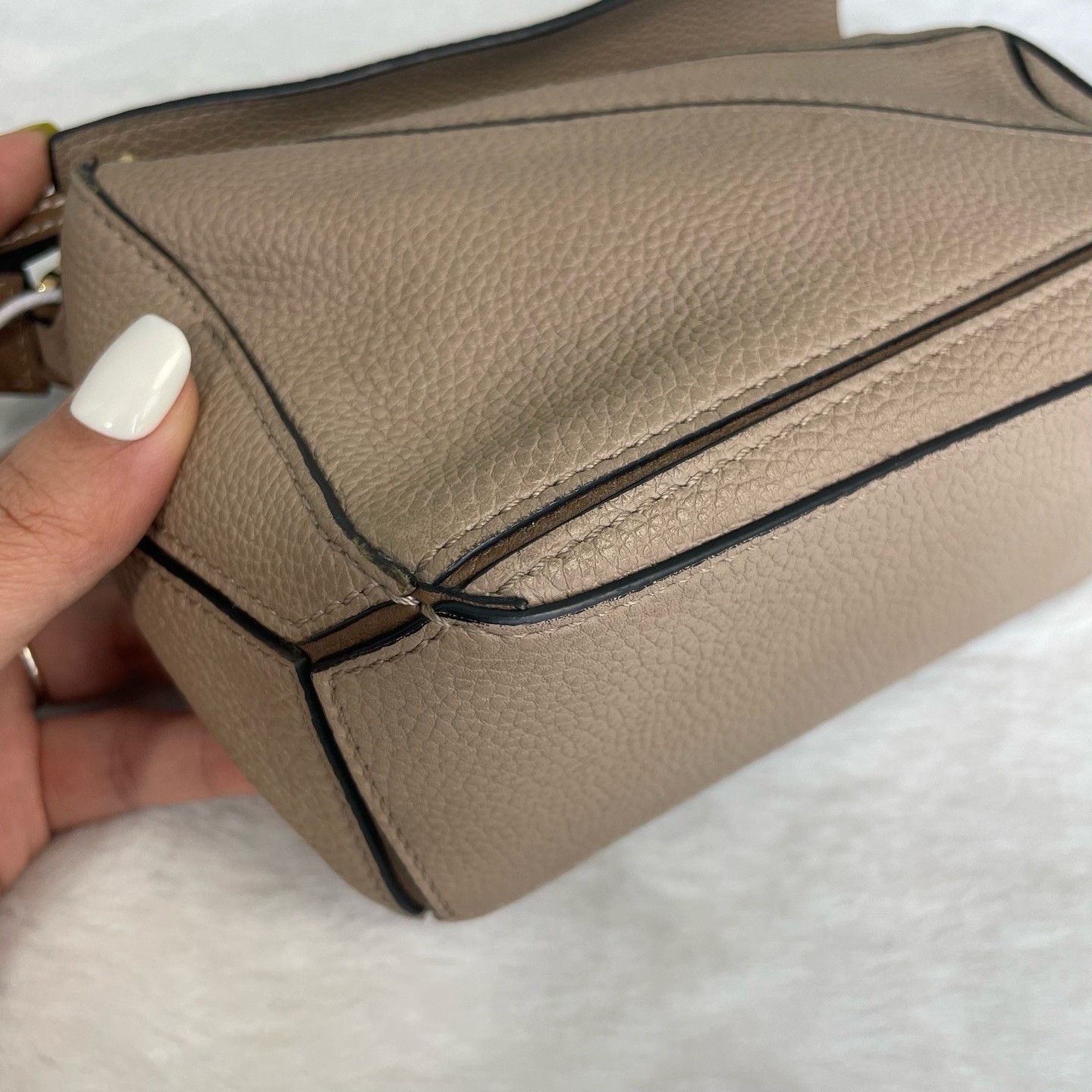 Loewe Pre-Owned Authentic Handbag Luxury Handbag A510U95X27-2566 180*80*120mm