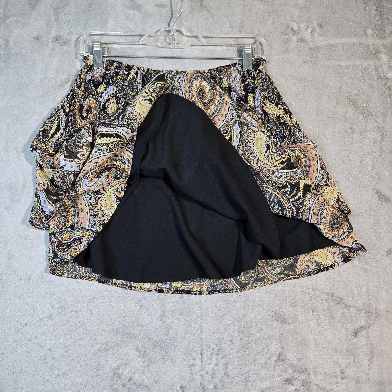 Bar III Women’s M Black Brown Yellow Blue Pastel Paisley Ruffled Y2K Mini Skirt